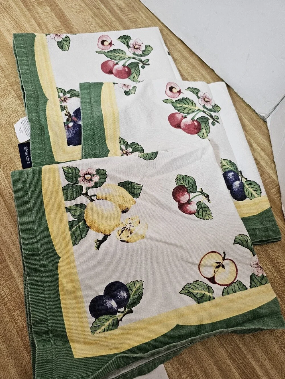 Villeroy & Boch plums lemons